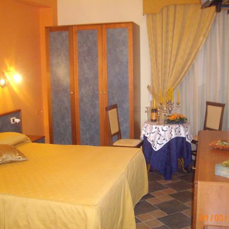 Hotel Blumentag Паола Екстер'єр фото