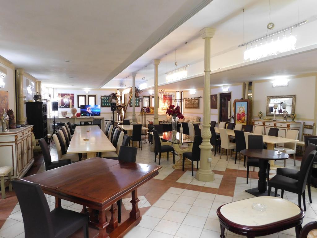 Hotel Blumentag Паола Екстер'єр фото